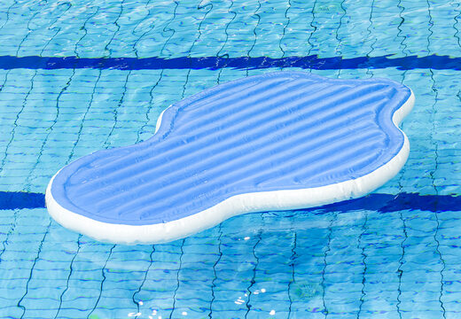 Commandez un plateau gonflable multifonctionnel pour petits et grands. Achetez des attractions aquatiques gonflables en ligne maintenant chez JB Gonflables France