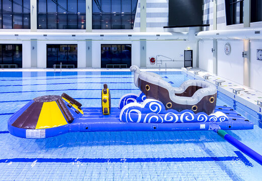 Procurez-vous un toboggan gonflable hermétique sur le thème des pirates pour petits et grands. Commandez des jeux de piscine gonflables maintenant en ligne chez JB Gonflables France
