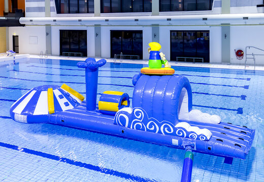 Commandez un toboggan gonflable unique sur le thème du surf pour petits et grands. Achetez des jeux de piscine gonflables maintenant en ligne chez JB Gonflables France