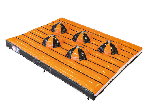 Commandez le cours d'assaut Giga dans la plate-forme Ball Hopper pour les enfants. Achetez des parcours d'obstacles gonflables en ligne maintenant chez JB Gonflables France