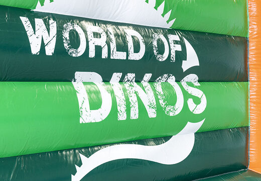 Commandez maintenant le château gonflable World of dinos A Frame Super avec des objets 3D uniques et des illustrations de dinosaures chez JB Gonflables France. Châteaux publicitaires gonflables sur mesure de différentes formes et tailles à vendre