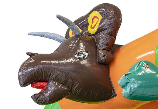 Achetez sur mesure World of dinos A Frame Super château gonflable avec des objets 3D uniques et des illustrations de dinosaures chez JB Gonflables France. Demandez dès maintenant un design gratuit pour des châteaux gonflables personnalisée dans votre propre identité d'entreprise