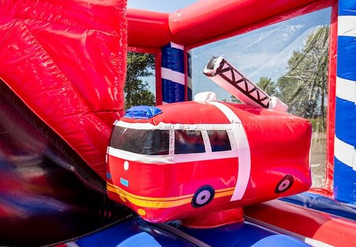 Château gonflable XXL intérieur des pompiers avec toboggan pour les enfants. Achetez des super châteaux gonflables en ligne chez JB Gonflables France