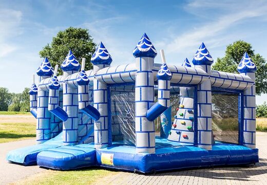 Château gonflable géant d'intérieur multijoueur avec un toboggan pour les enfants. Achetez des château gonflable XXL en ligne chez JB Gonflables France