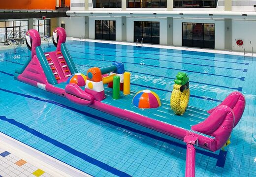 Opblaasbare waterstormbaan huren in flamingo thema voor kinderen