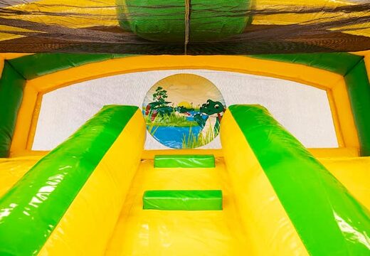 Achetez un château gonflable avec un double toboggan et un bain d'eau sur le thème du crocodile pour les enfants chez JB Gonflables France. Commandez des châteaux gonflables en ligne chez JB Gonflables France