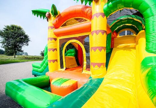Mini château gonflable multijoueur sur le thème de la jungle pour les enfants. Commandez des petit château gonflable avec toboggan en ligne chez JB Gonflables France