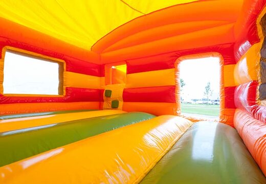 Achetez une château gonflable maxi multijoueur dans une soirée à thème avec un toboggan pour enfants chez JB Gonflables France. Commandez des châteaux gonflables en ligne maintenant chez JB Gonflables France