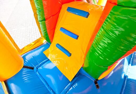 Châteaux gonflables multiplay sur le thème du clown avec un toboggan pour les enfants. Achetez des toboggan châteaux gonflables en ligne chez JB Gonflables France