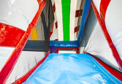 Achetez le mini château Multiplay L Candyworld avec toboggan pour enfants. Commandez des mini château gonflable en ligne chez JB Gonflables France