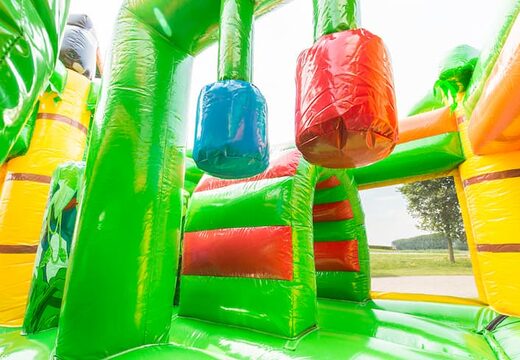 Châteaux gonflables multiplay de gorille safari avec un toboggan, des objets amusants sur la surface de saut et des objets 3D saisissants pour les enfants. Achetez des toboggan châteaux gonflables en ligne chez JB Gonflables France