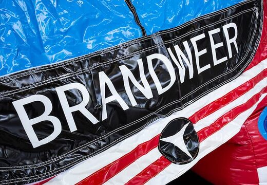 Commandez le châteaux gonflables multiplay moyen des pompiers avec toboggan pour enfants. Achetez des toboggan châteaux gonflables en ligne chez JB Gonflables France