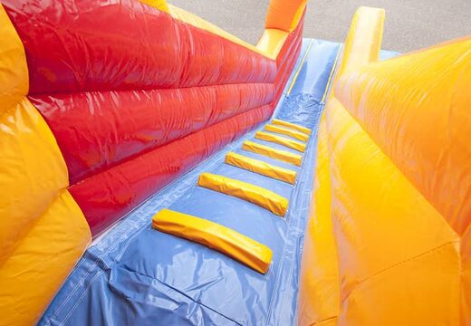 Achetez un toboggan gonflable spectaculaire sur le thème du clown avec des imprimés amusants pour les enfants. Commandez des toboggans gonflables maintenant en ligne chez JB Gonflables France