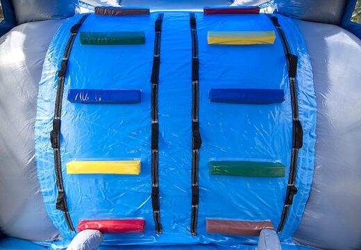 Commandez un parcours d'obstacles avec des requins avec des objets 3D pour les enfants. Achetez des parcours d'obstacles gonflables en ligne maintenant chez JB Gonflables France