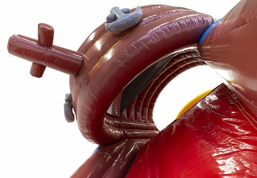 Achetez un mini parcours d'obstacles en bateau pirate de 9m avec des objets 3D pour les enfants. Commandez des parcours d'obstacles gonflables maintenant en ligne chez JB Gonflables France