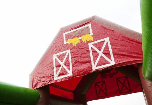 Commandez un parcours d'obstacles gonflable de 17 mètres de large sur le thème de la ferme pour les enfants. Achetez des parcours d'obstacles gonflables en ligne maintenant chez JB Gonflables France