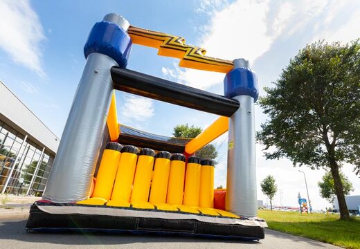Acheter Mega parcours d'assaut High Voltage Adventure Run chez JB Inflatables