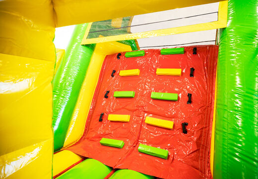 Commandez un parcours d'obstacles Jungle gonflable de 13 mètres de long pour les enfants. Achetez des parcours d'obstacles gonflables en ligne maintenant chez JB Gonflables France