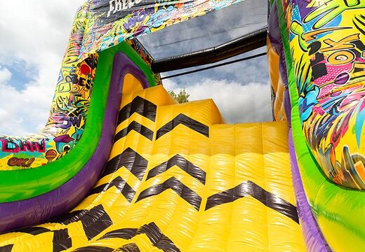 Piste de course freestyle à grimper