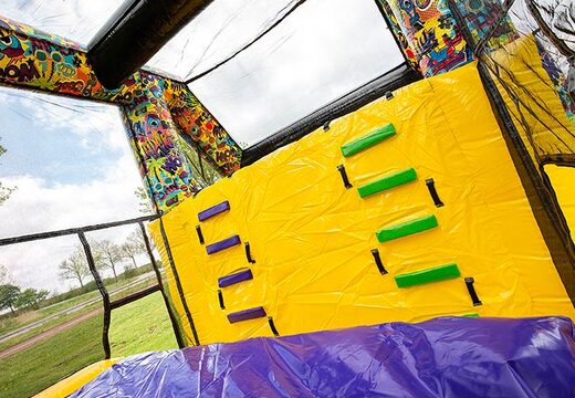 Obstacles sur piste de freestyle