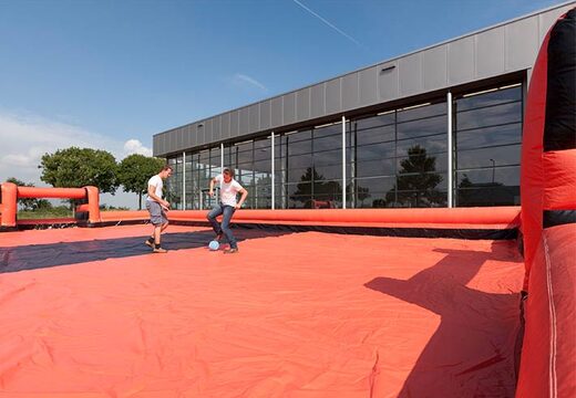 Commandez la piste de savon de football en ligne chez JB Inflatables