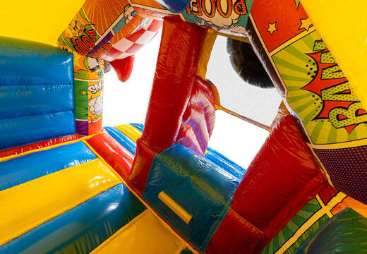 Intérieur du combo toboggan en thème de bande dessinée